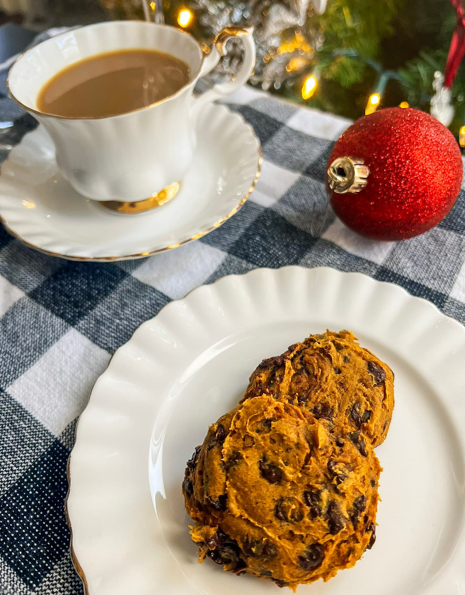 How to Make Quick & Yummy Pumpkin Chocolate Chip Cookies