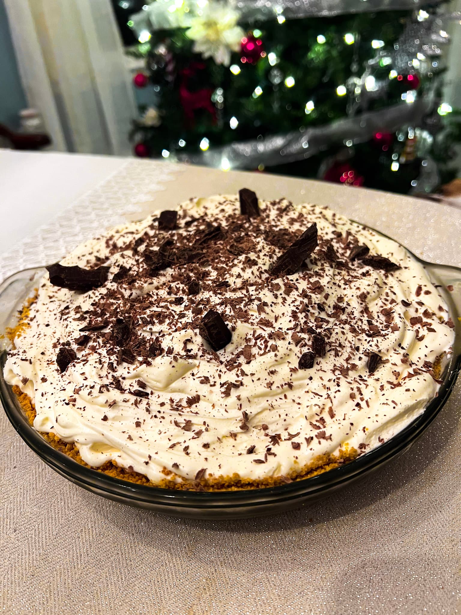 Indulge in the Sparkle: The Twinkle-Topped Twinkie Pie Adventure